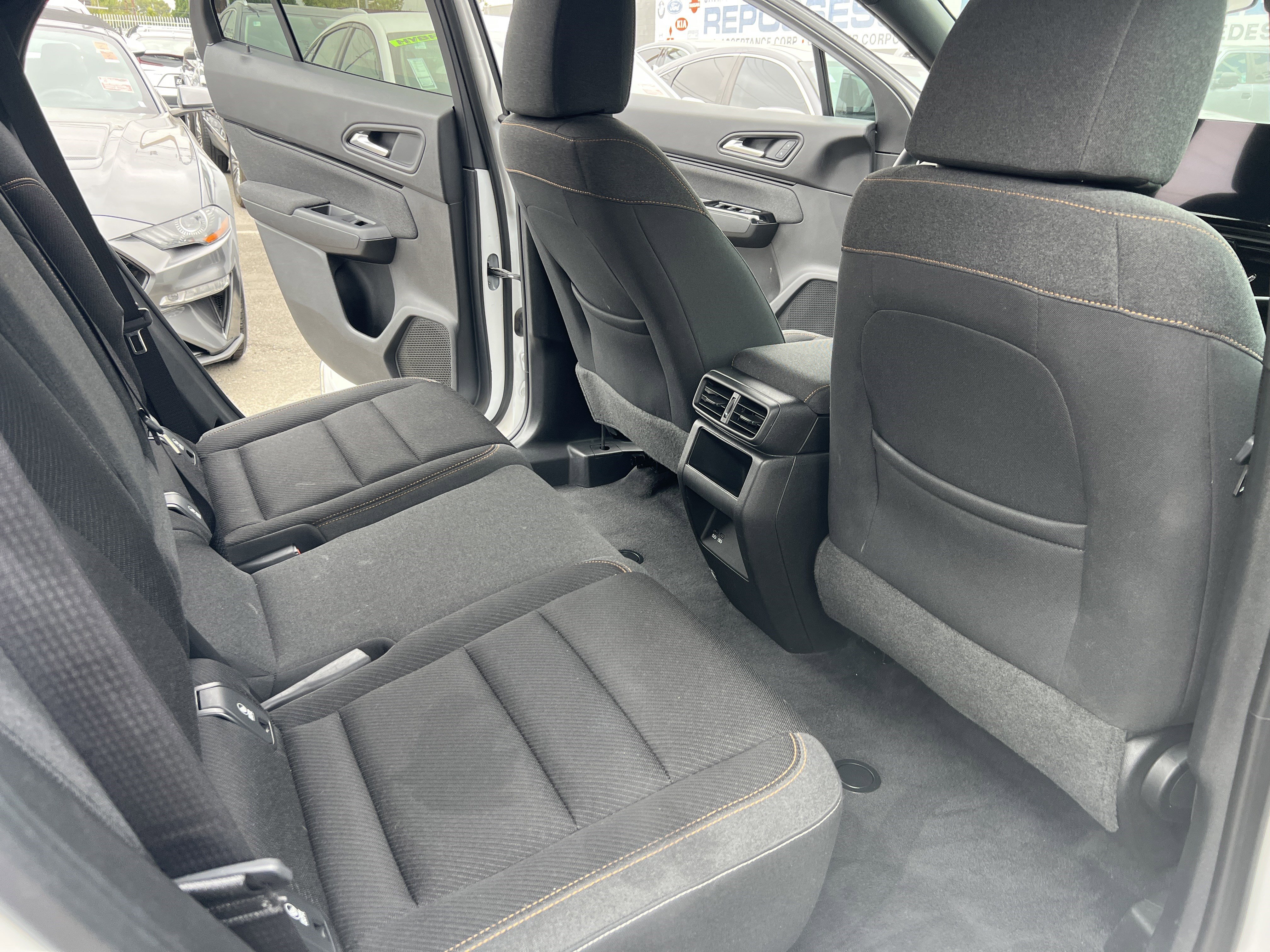 Used 2024 Honda Prologue EX image 14