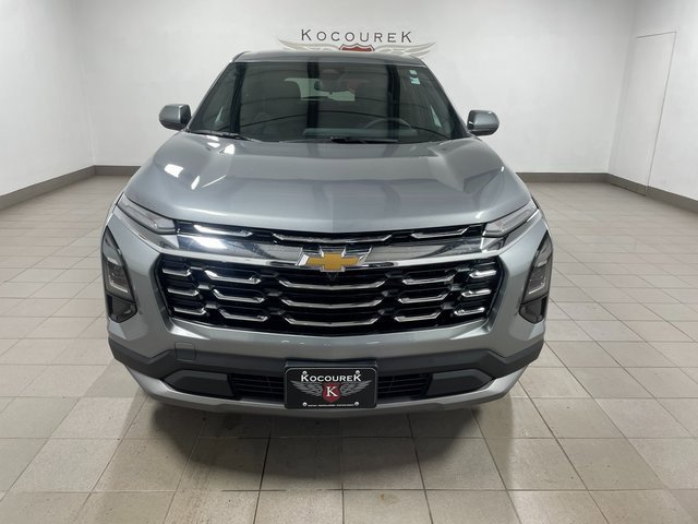 New 2026 Chevrolet Equinox LT w/ Convenience Package II image 2