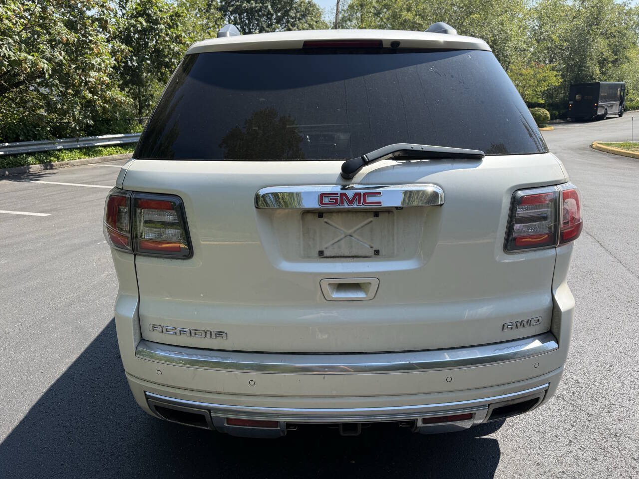 Used 2014 GMC Acadia Denali AWD/4WD image 4