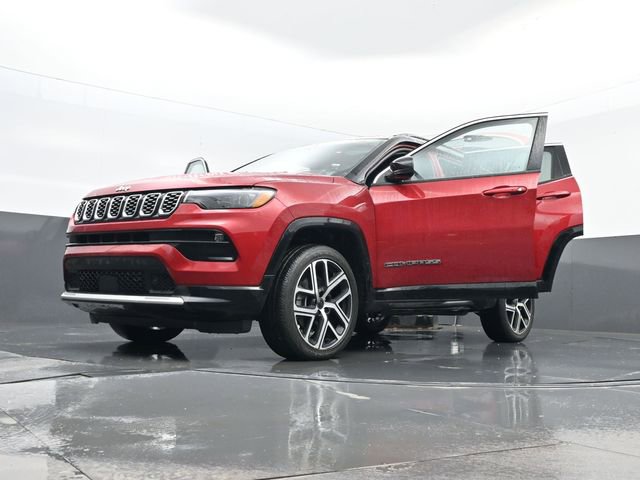 Used 2025 Jeep Compass Limited w/ Elite Group image 35