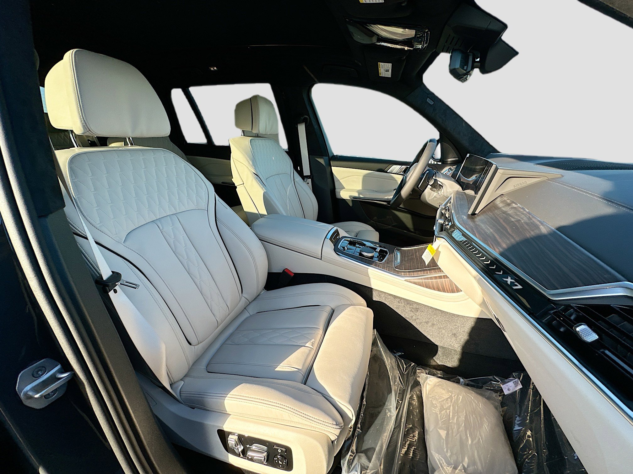 New 2026 BMW X7 xDrive40i w/ M Sport Package image 24