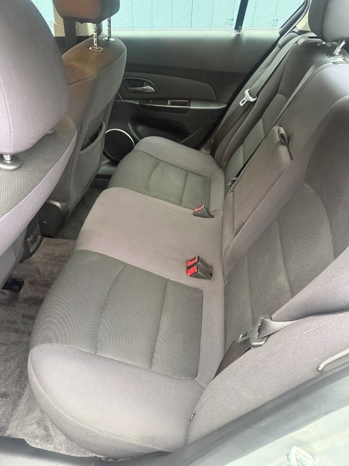 Used 2012 Chevrolet Cruze LT w/ All-Star Edition image 8