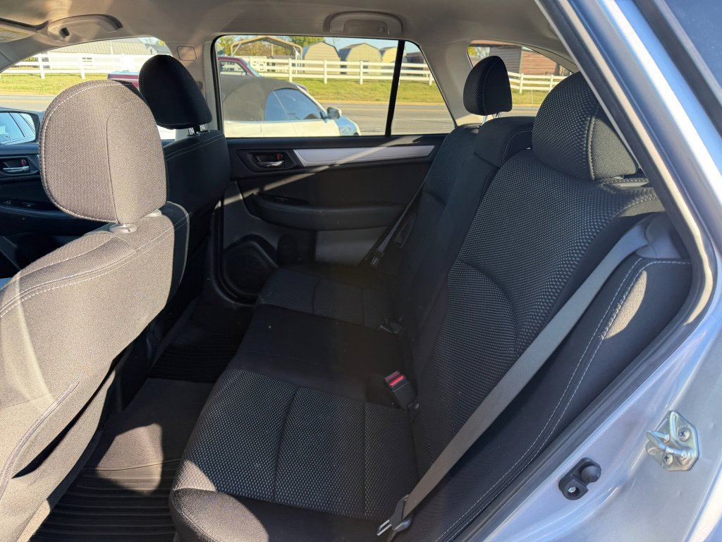 Used 2015 Subaru Outback 2.5i Premium AWD/4WD image 14