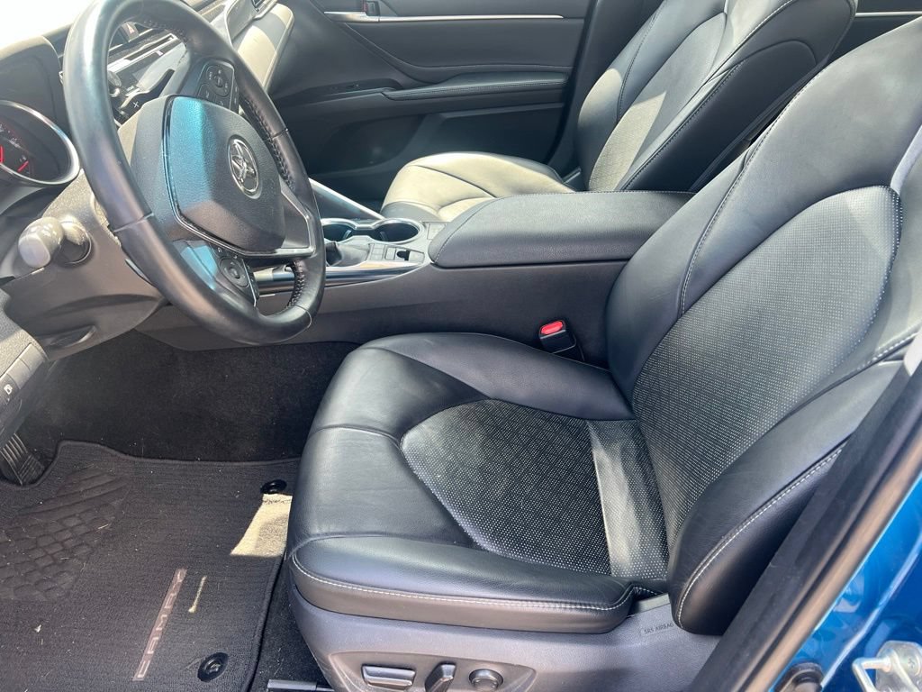 Used 2018 Toyota Camry XSE w/ Driver Assist Package FWD image 12