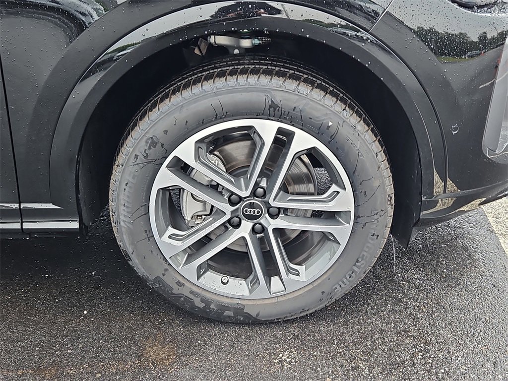 New 2025 Audi Q5 2.0T Premium image 3