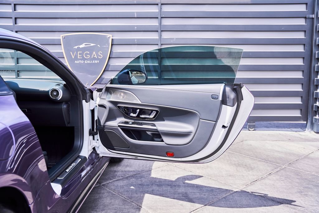 Used 2024 Mercedes-Benz AMG GT 63 image 28