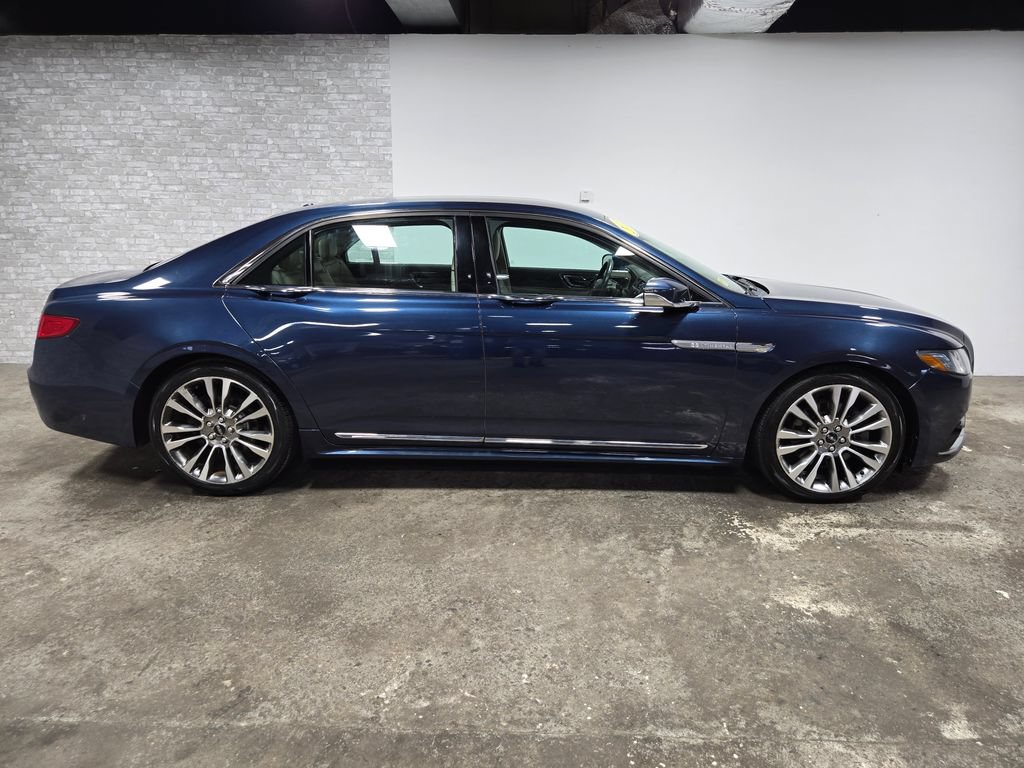 Used 2017 Lincoln Continental Reserve w/ Climate Package AWD/4WD image 3