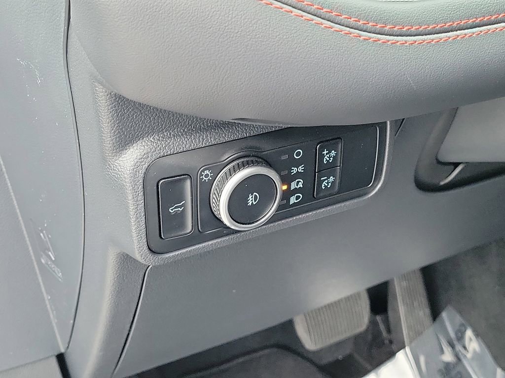 Used 2025 Ford Explorer ST RWD image 24