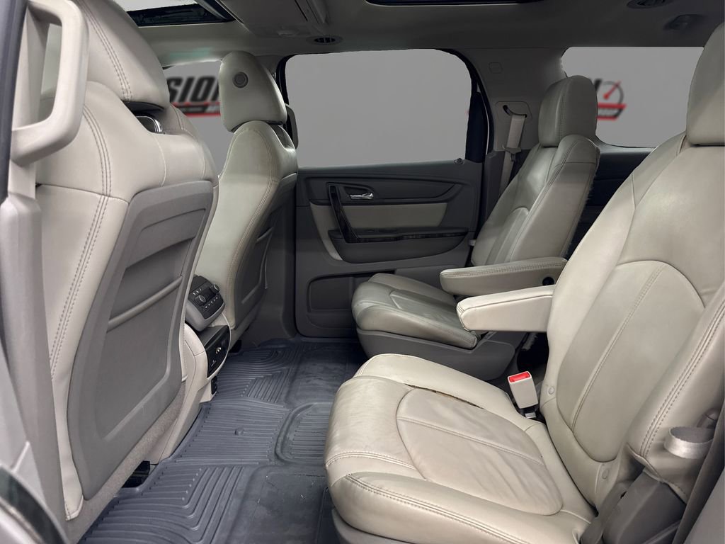 Used 2017 GMC Acadia Limited SLT image 10