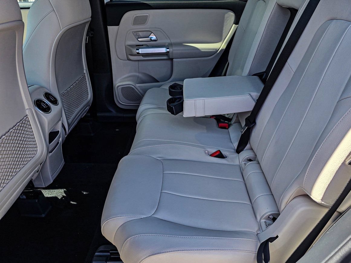 New 2026 Mercedes-Benz GLB 250 4MATIC image 30