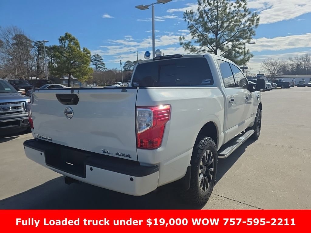 Used 2017 Nissan Titan SL w/ Off-Road Package image 4