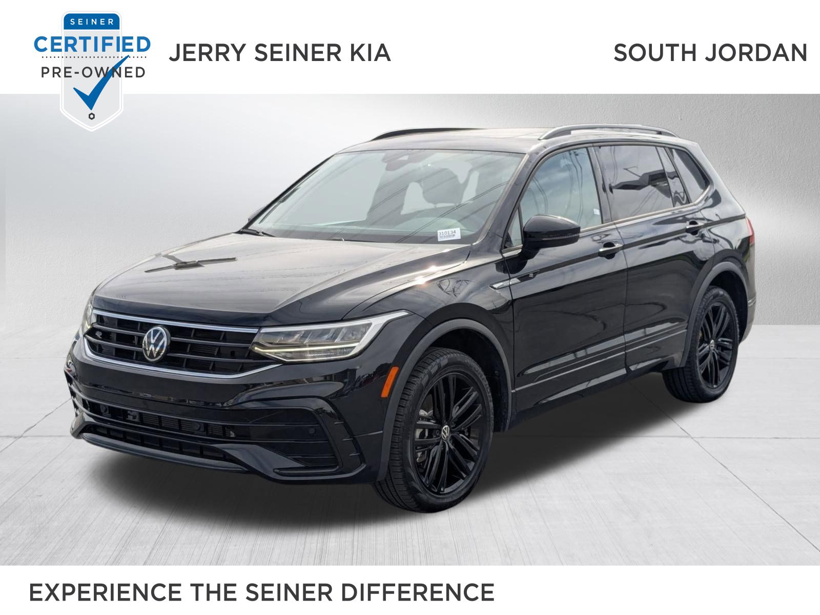Used 2022 Volkswagen Tiguan SE R-Line AWD/4WD image 1