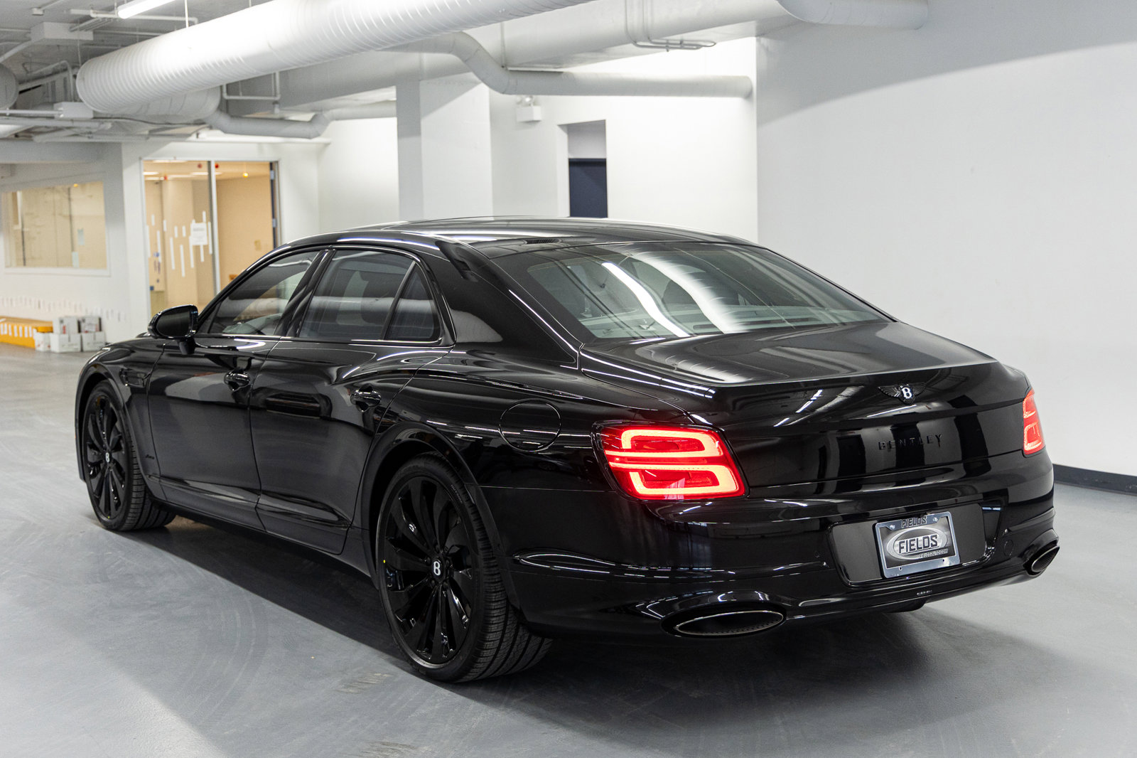 New 2026 Bentley Flying Spur Plug-In Hybrid AWD/4WD image 3