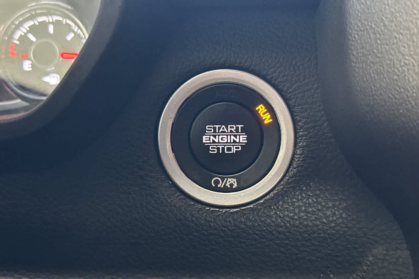Used 2023 RAM 1500 Laramie AWD/4WD image 24