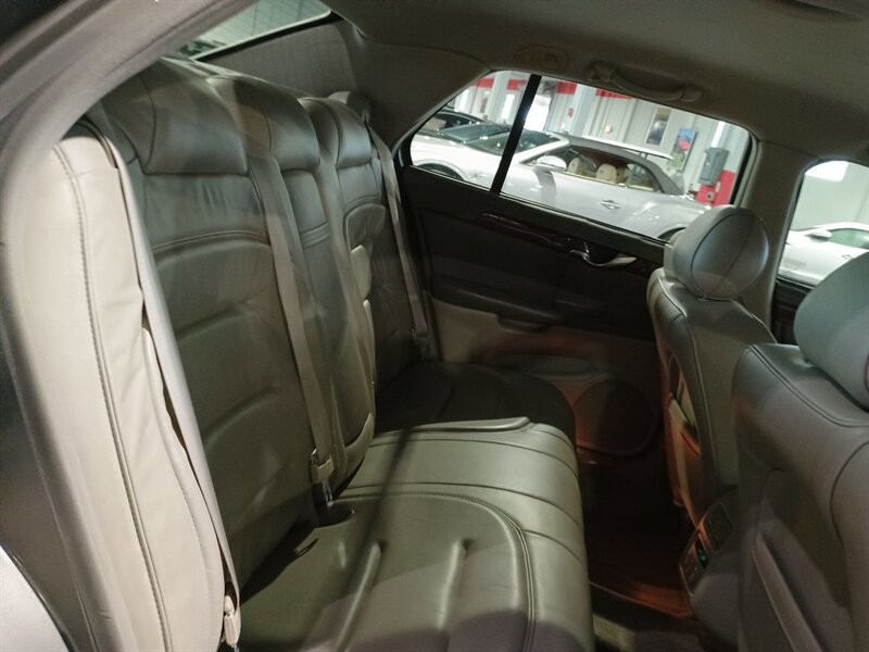 Used 2001 Cadillac De Ville FWD image 50