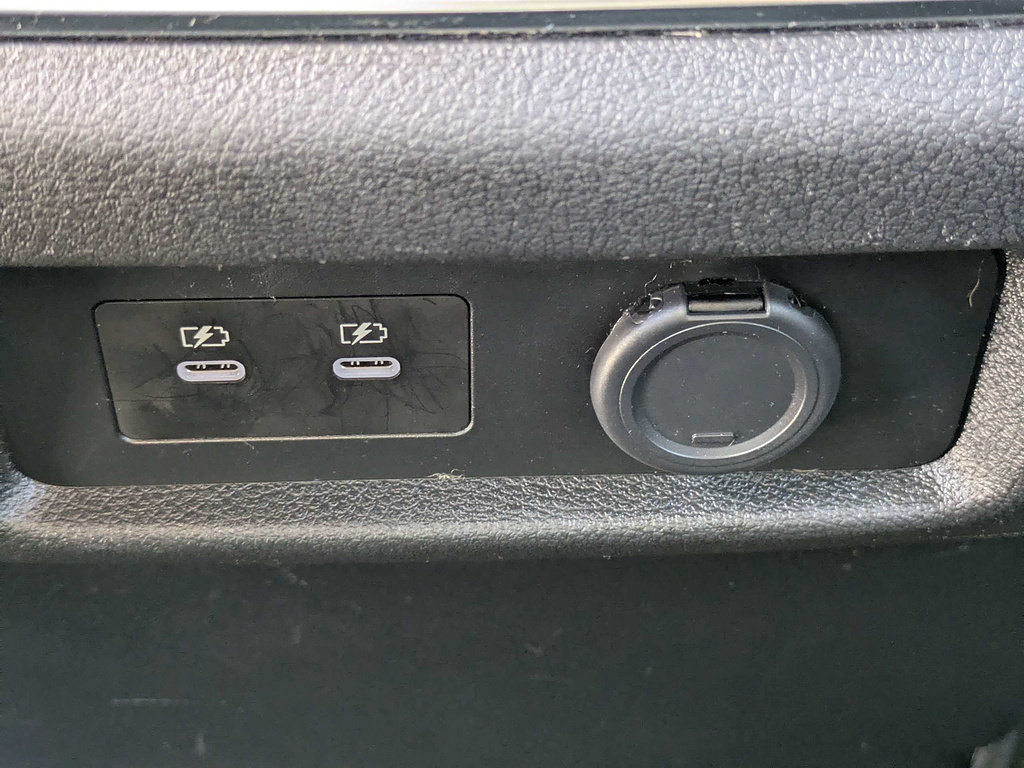 Used 2025 Nissan Armada Platinum w/ Convenience Package RWD image 15