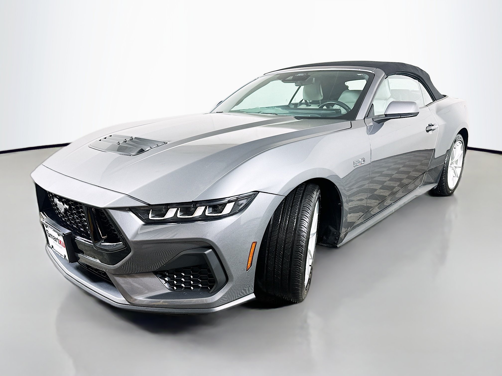 Used 2024 Ford Mustang GT Premium RWD image 3