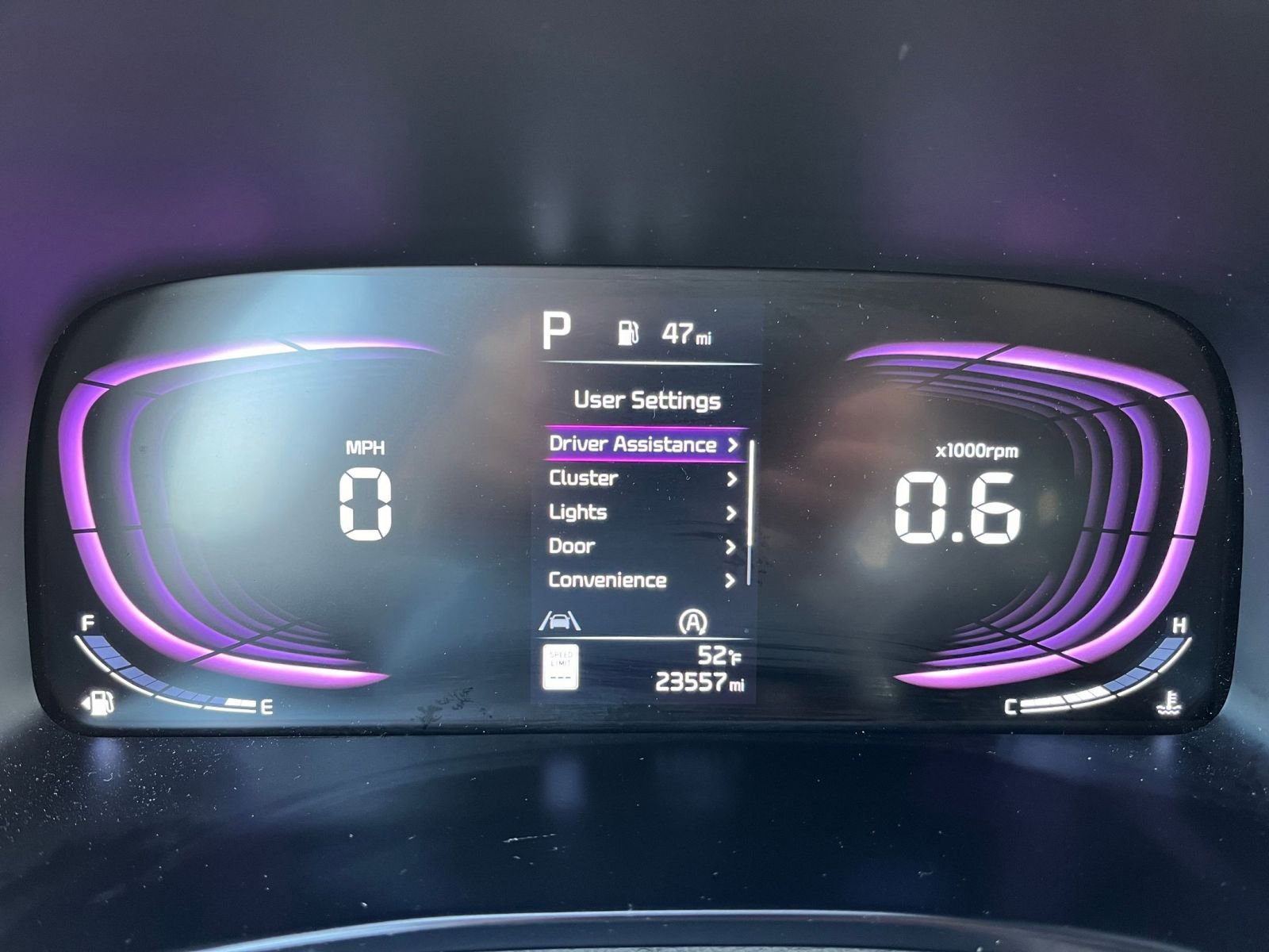 Used 2025 Kia Soul LX w/ LX Technology Package FWD image 36