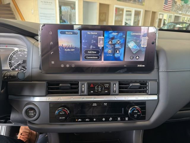 New 2026 Nissan Pathfinder S image 23