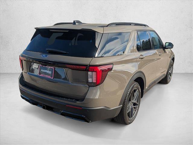 New 2026 Ford Explorer ST-Line w/ ST-Line Street Pack image 4