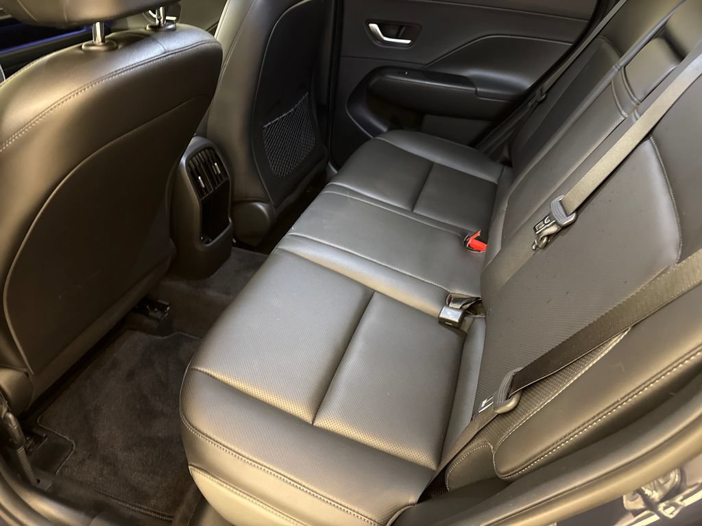 Used 2025 Hyundai Kona Limited AWD/4WD image 18