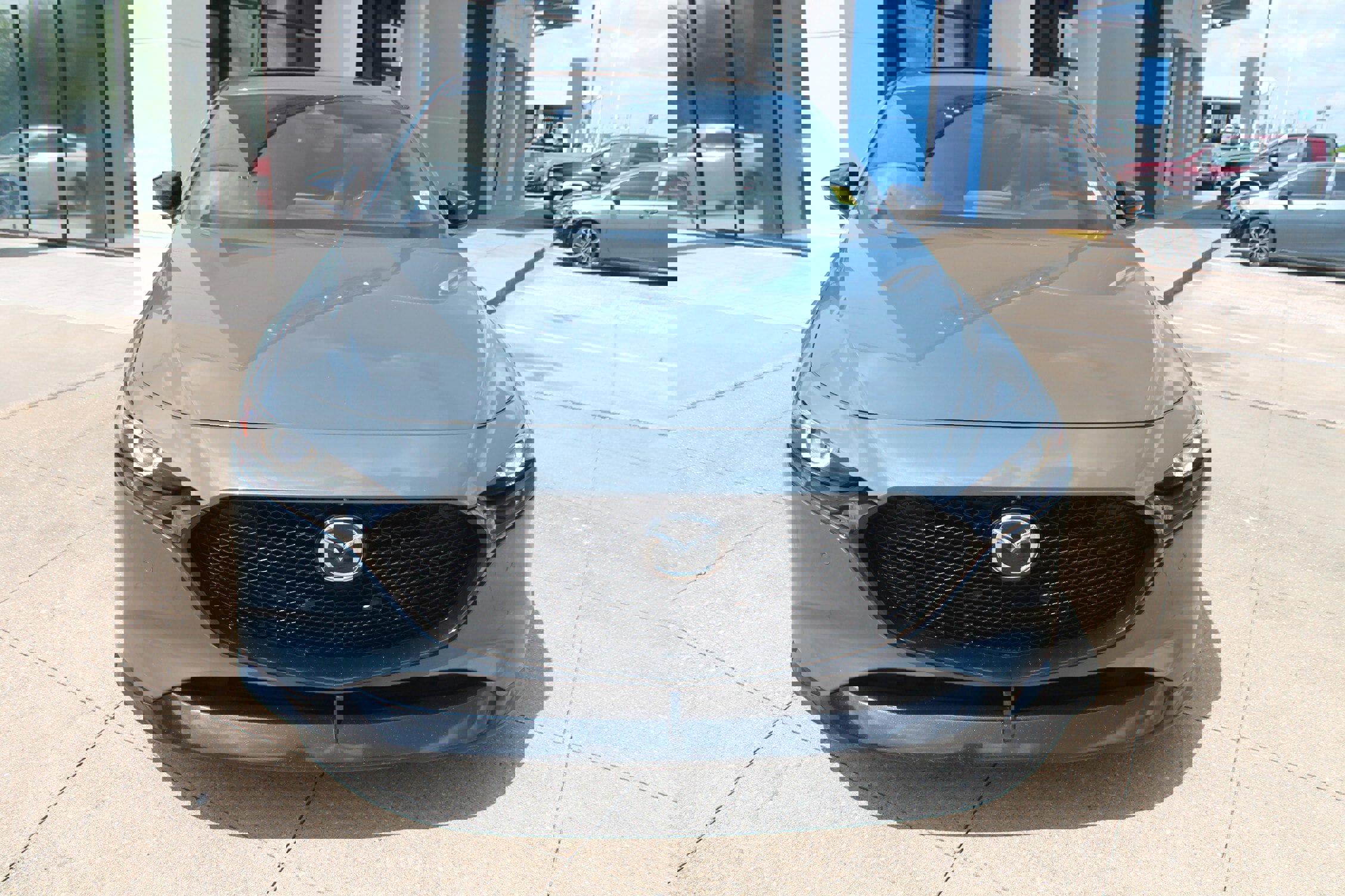 Used 2021 MAZDA MAZDA3 Hatchback w/Premium Plus Pkg image 2