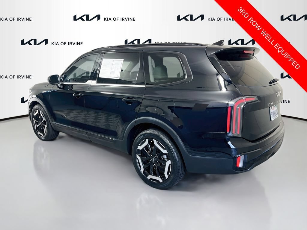 Certified 2023 Kia Telluride EX w/ EX Captain's Chair Package FWD image 6