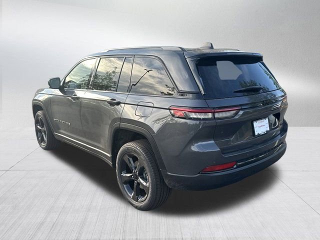New 2025 Jeep Grand Cherokee Limited w/ Black Appearance Package image 7