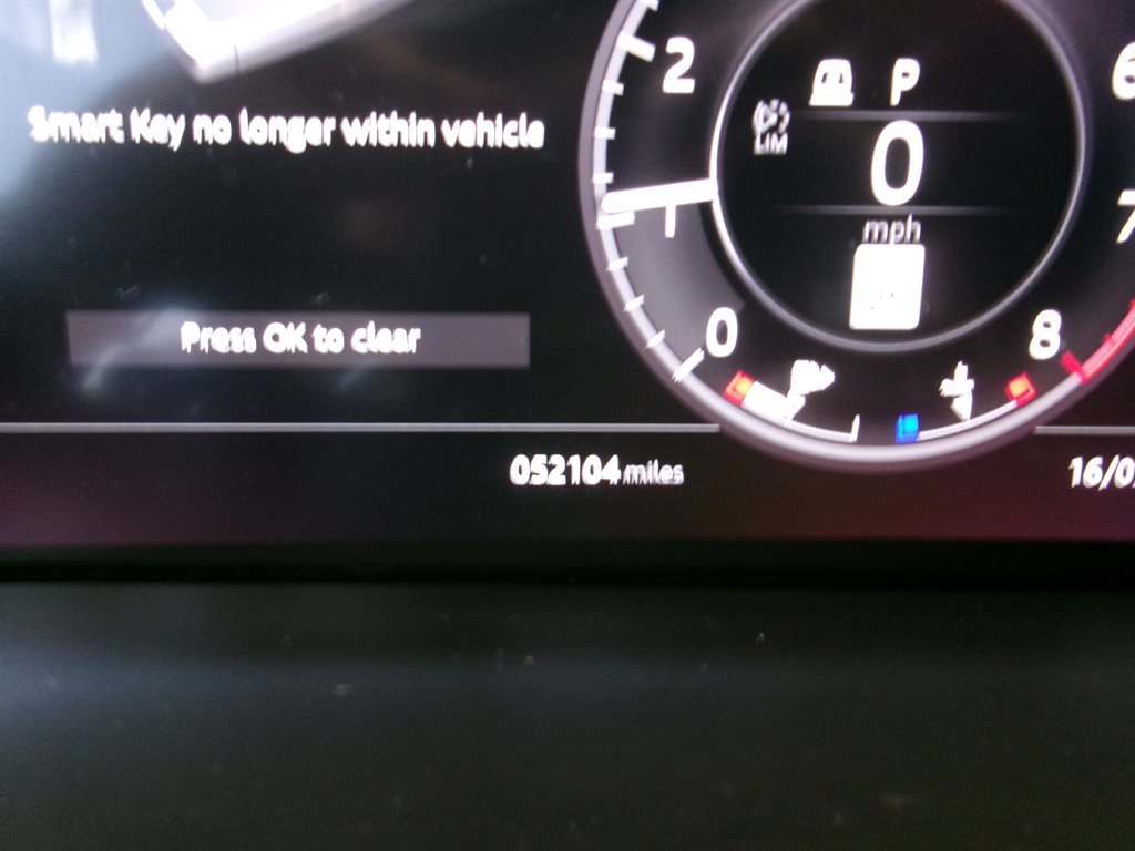 Used 2020 Land Rover Discovery HSE AWD/4WD image 46