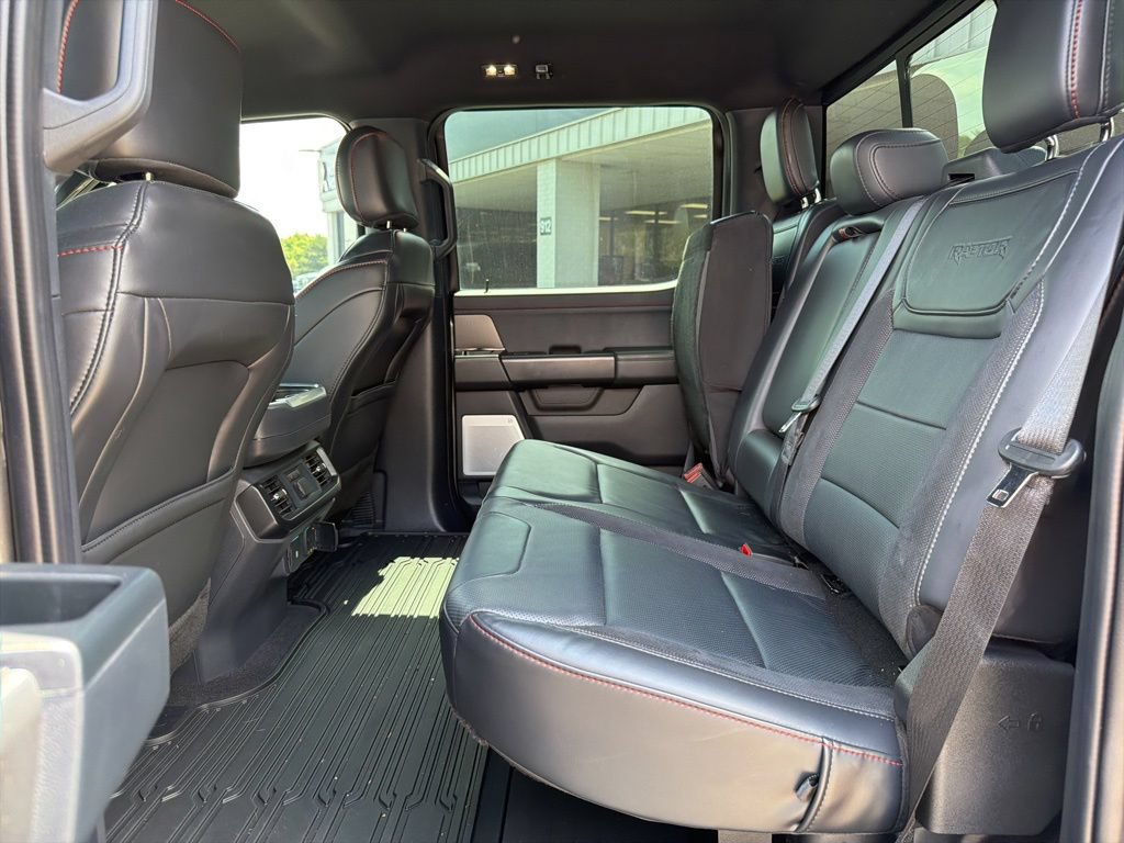 Used 2025 Ford F150 Raptor AWD/4WD image 33