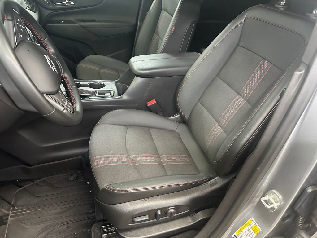 Certified 2023 Chevrolet Equinox RS w/ LPO, Floor Liner Package image 5