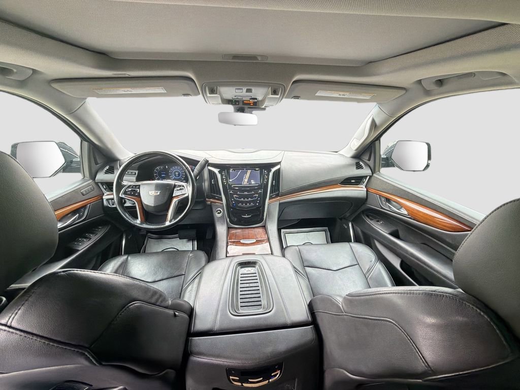 Used 2019 Cadillac Escalade ESV Luxury AWD/4WD image 27
