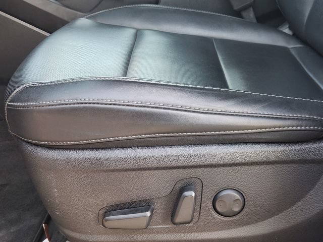 Used 2025 Kia Telluride S AWD/4WD image 19