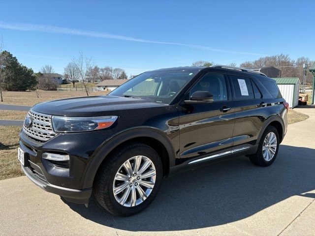 Used 2020 Ford Explorer Limited w/ Class III Trailer Tow Package image 1