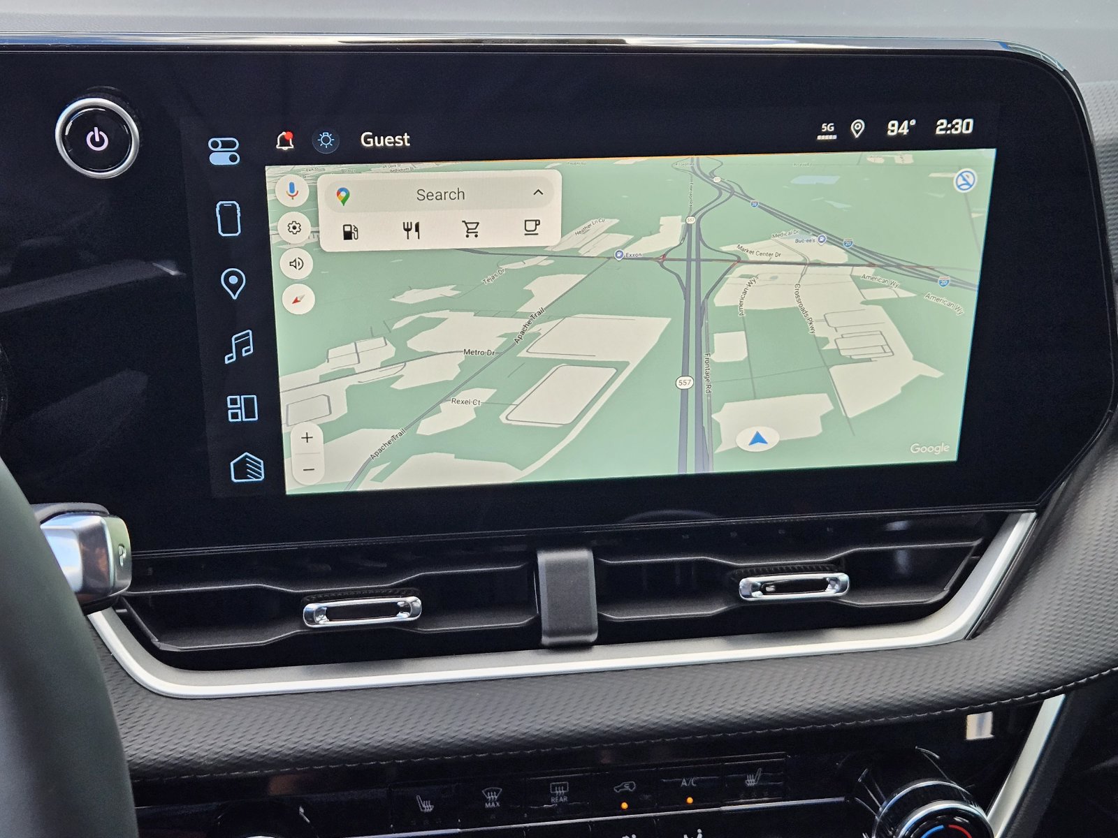 New 2027 Chevrolet Equinox LT w/ Safety and Technology Package FWD image 18