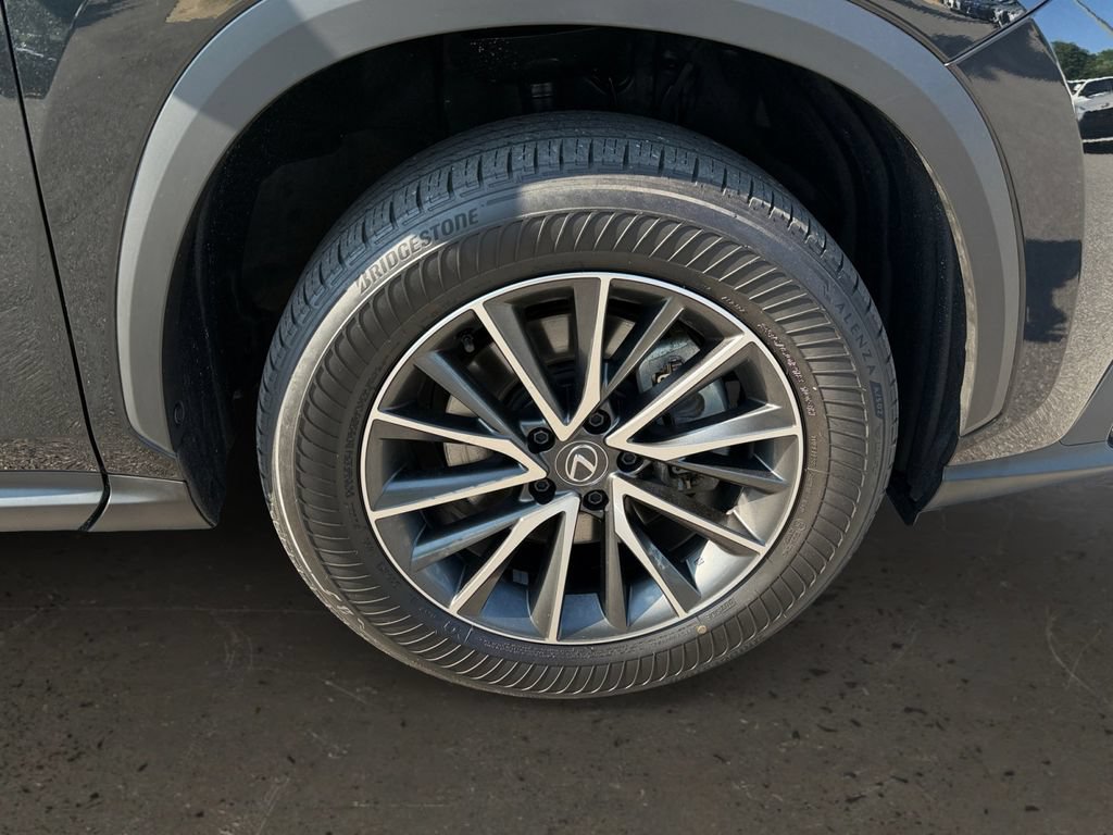 Used 2024 Lexus NX 350h AWD image 26