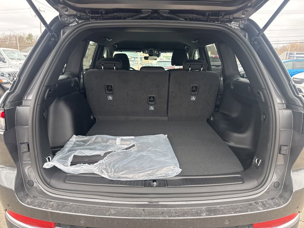 New 2026 Jeep Grand Cherokee Laredo image 24