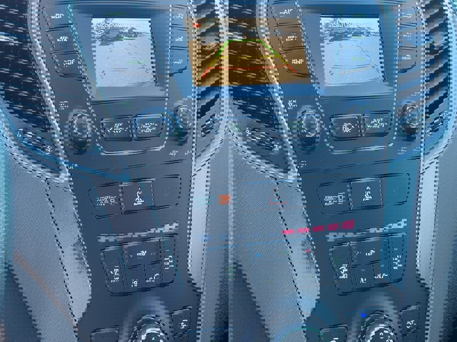 Used 2015 Hyundai Santa Fe Sport w/ Option Group 02 image 23