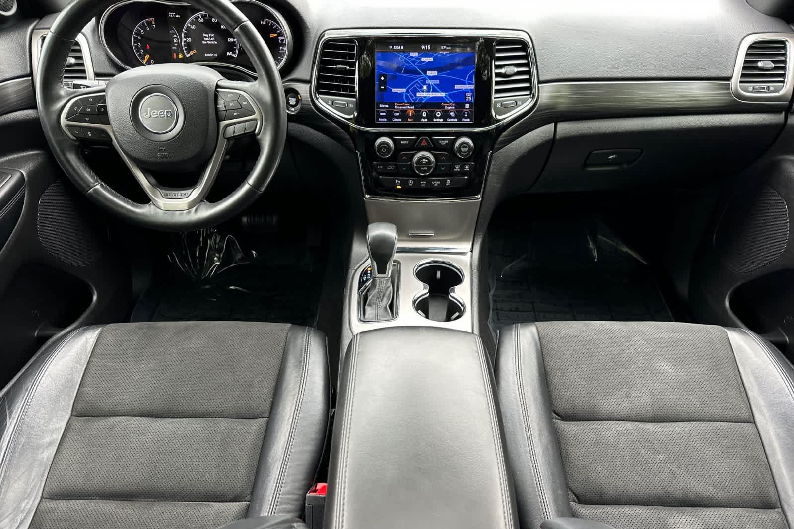 Used 2019 Jeep Grand Cherokee Altitude AWD/4WD image 3