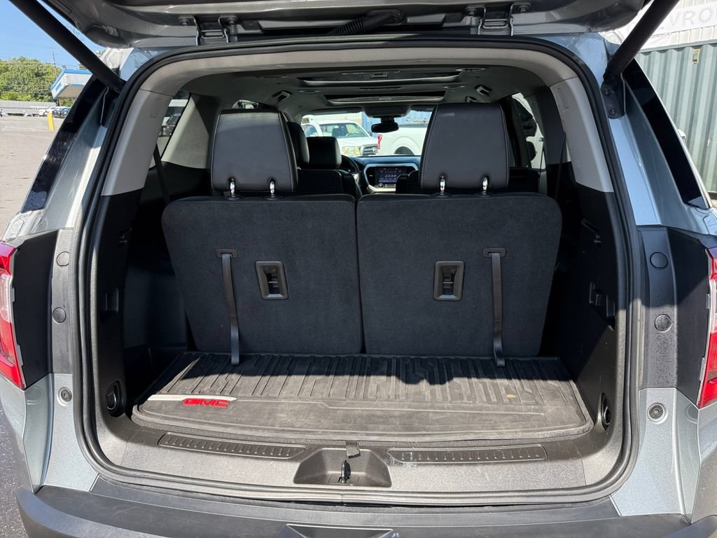 Used 2023 GMC Acadia SLT w/ Preferred Package AWD/4WD image 27