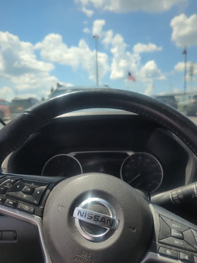 Used 2022 Nissan Sentra SV w/ All-Weather Package FWD image 7