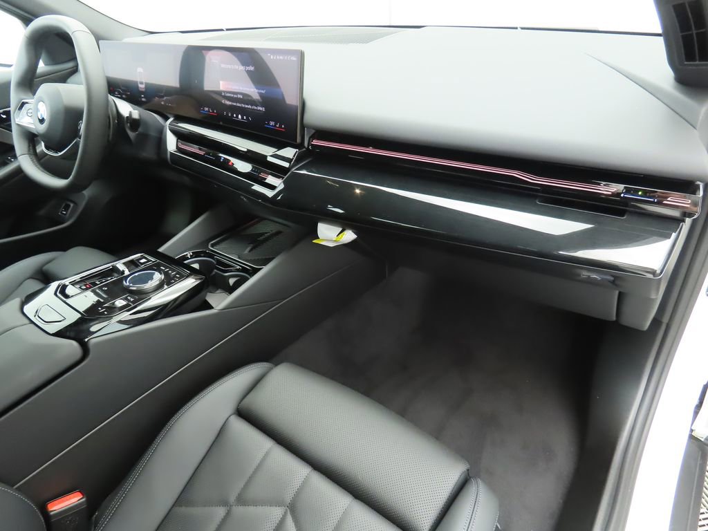 Certified 2025 BMW 530i 530i image 18