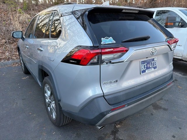 Used 2019 Toyota RAV4 Limited w/ Cold Weather Package image 4