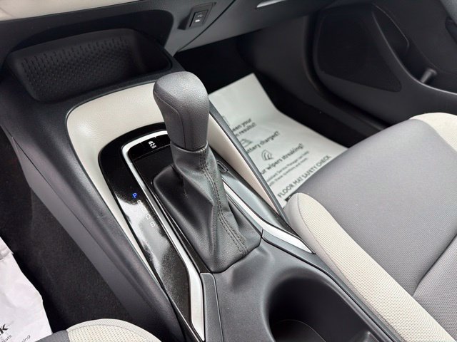 Used 2023 Toyota Corolla LE FWD image 19