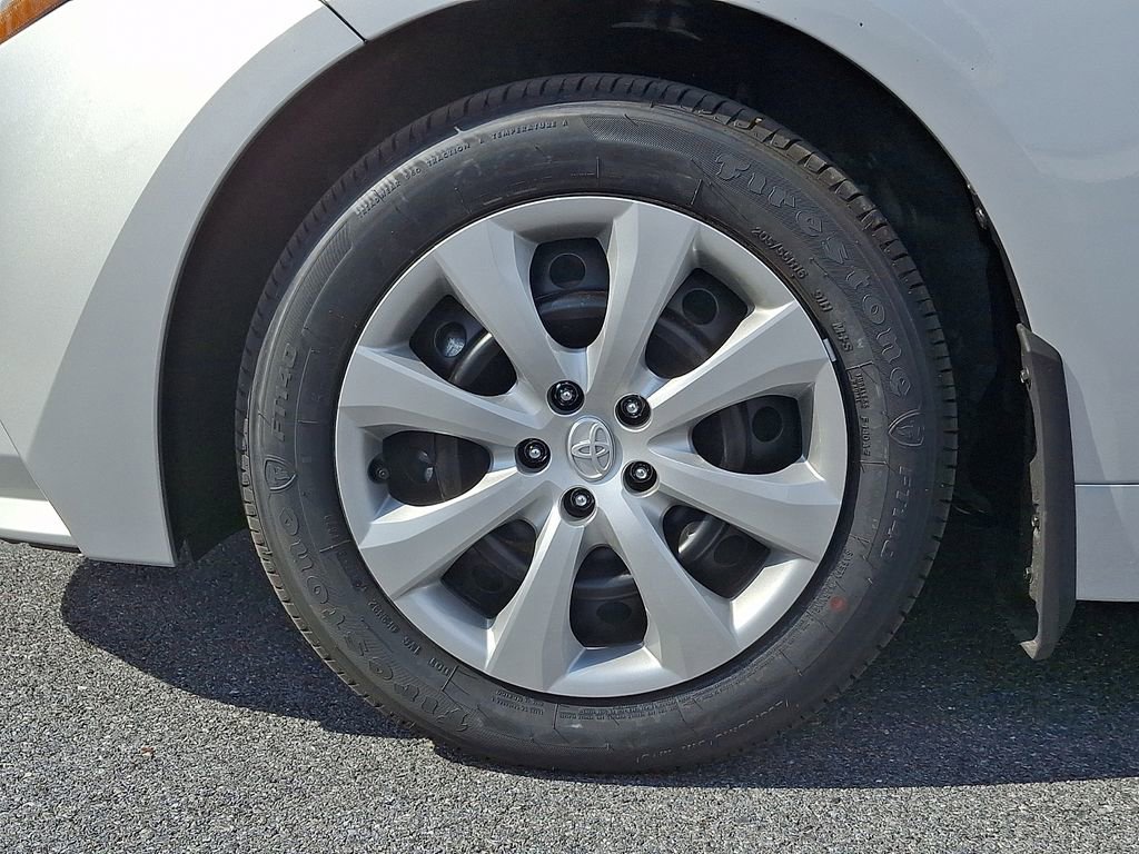 New 2026 Toyota Corolla LE image 19