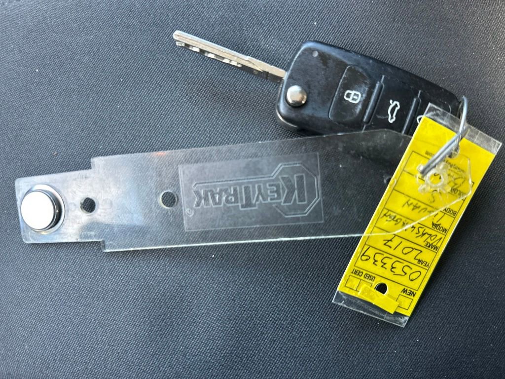 Used 2017 Volkswagen Tiguan S image 29