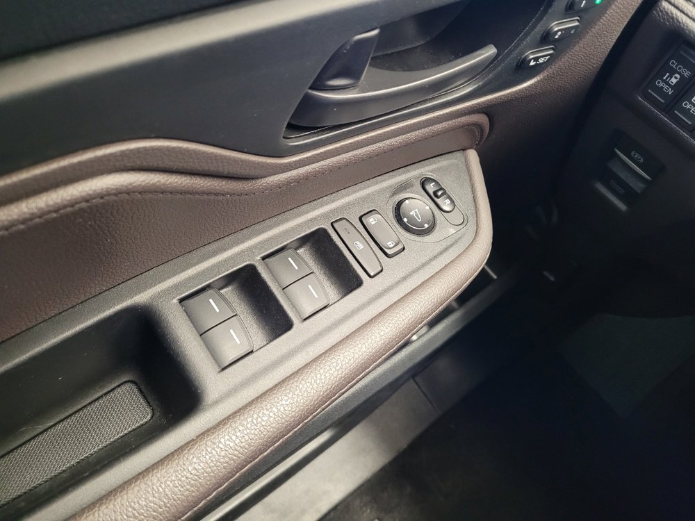 Used 2018 Honda Odyssey EX-L image 27