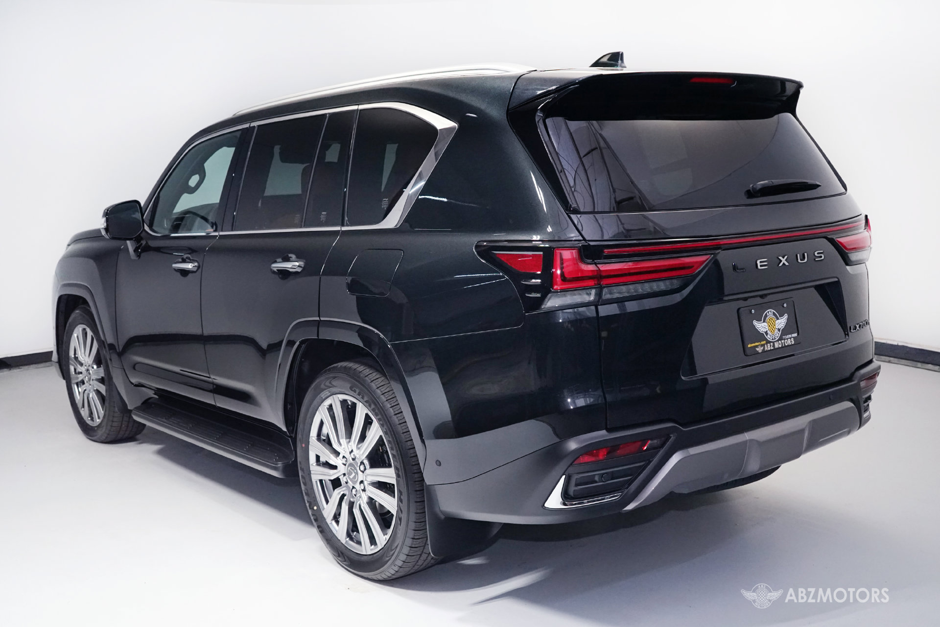 Used 2026 Lexus LX 700h Ultra Luxury AWD/4WD image 6