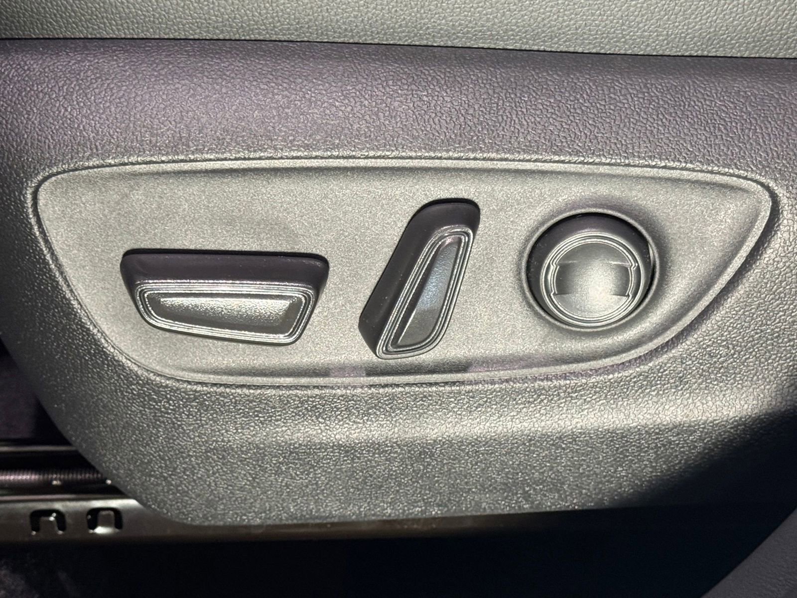 New 2026 Toyota Grand Highlander XLE image 19