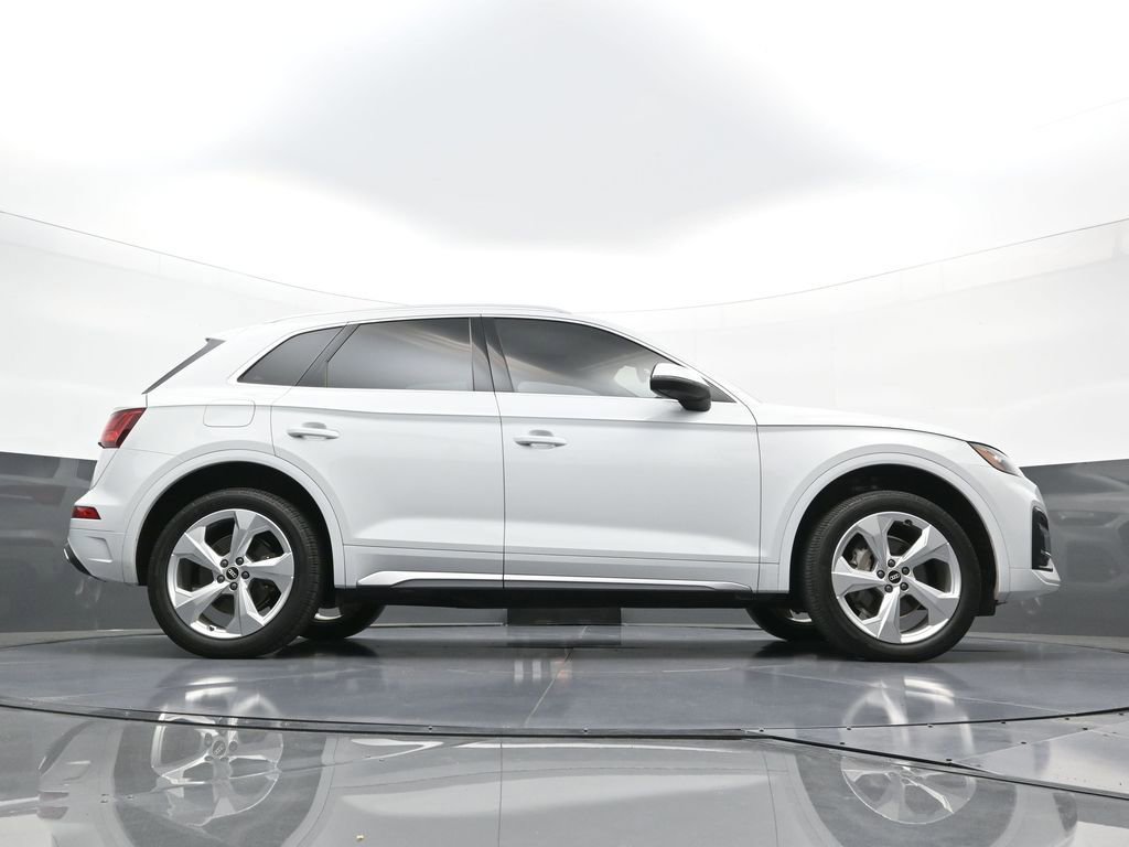 Used 2021 Audi Q5 2.0T Premium Plus w/ Premium Plus Package AWD/4WD image 28